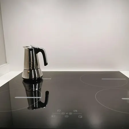 Quiet And Modern Near The French Border Appartamento