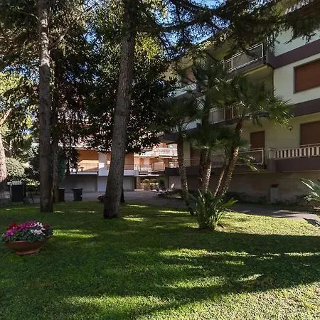 Quiet And Modern Near The French Border Apartment