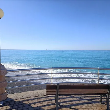 דירה Quiet And Modern Near The French Border *