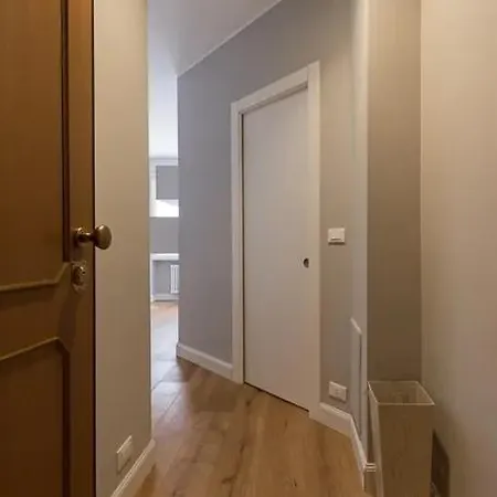 Quiet And Modern Near The French Border דירה בורדיגרה